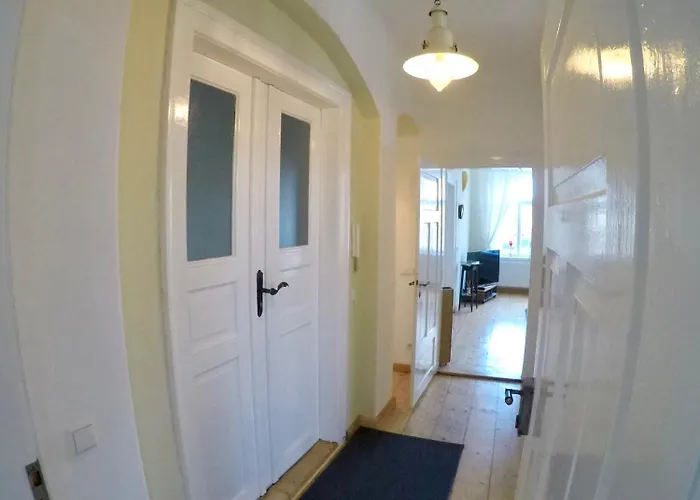 公寓 Stadtvilla Oscar 1 Og - Stilvoll Sanierte Altbauwohnung In Denkmalgeschuetzter Stadtvilla Nahe Elbradweg 德累斯顿